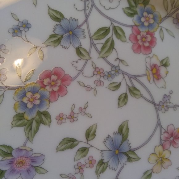 Beautiful Porcelain cake dish with cake cutter server  Made in Japan - Picture 8 of 8